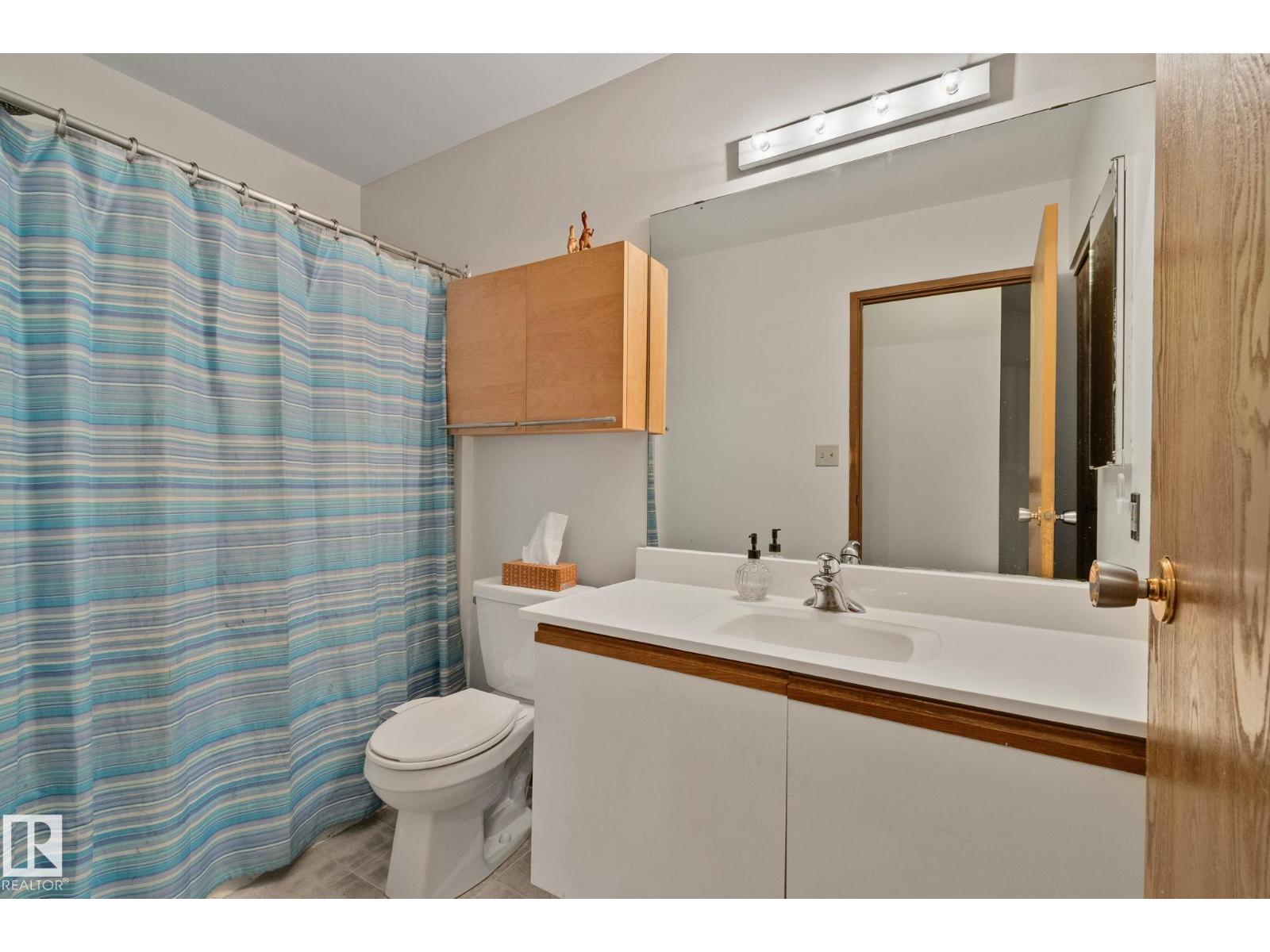 4707 10A AV NW — photo 15