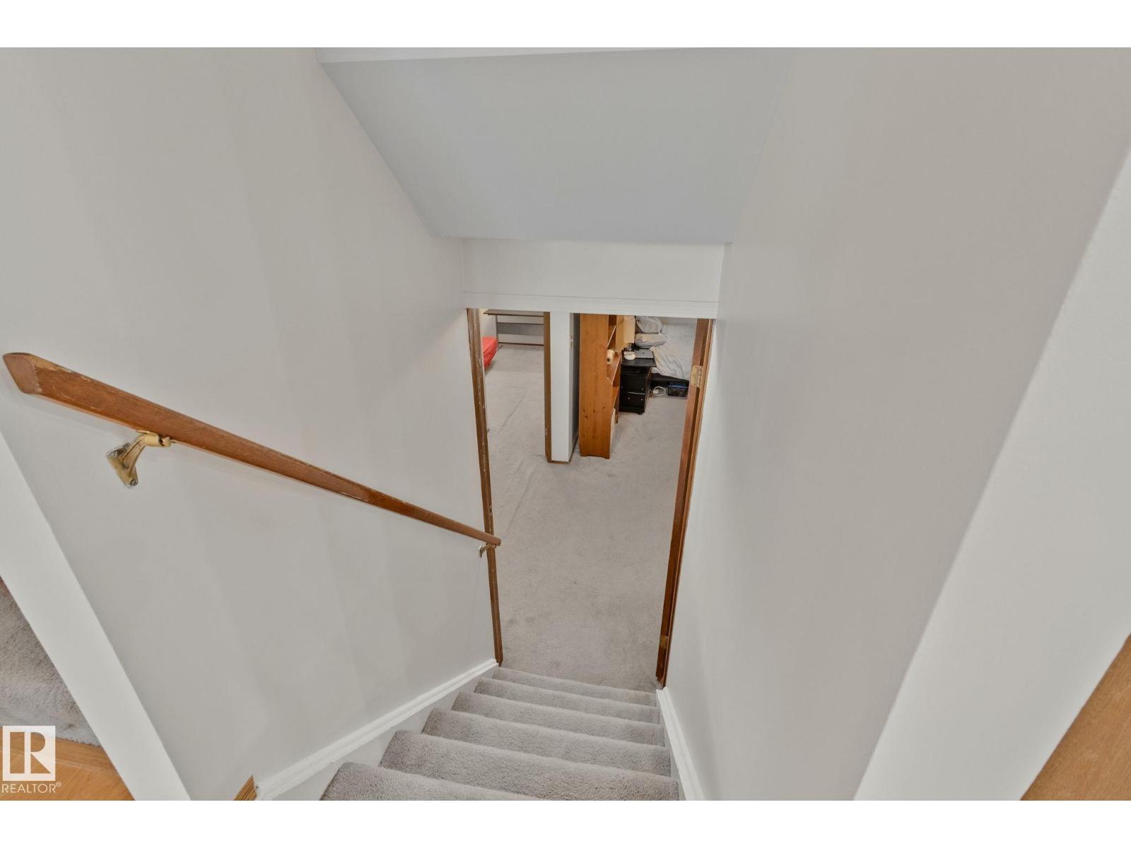 4707 10A AV NW — photo 16