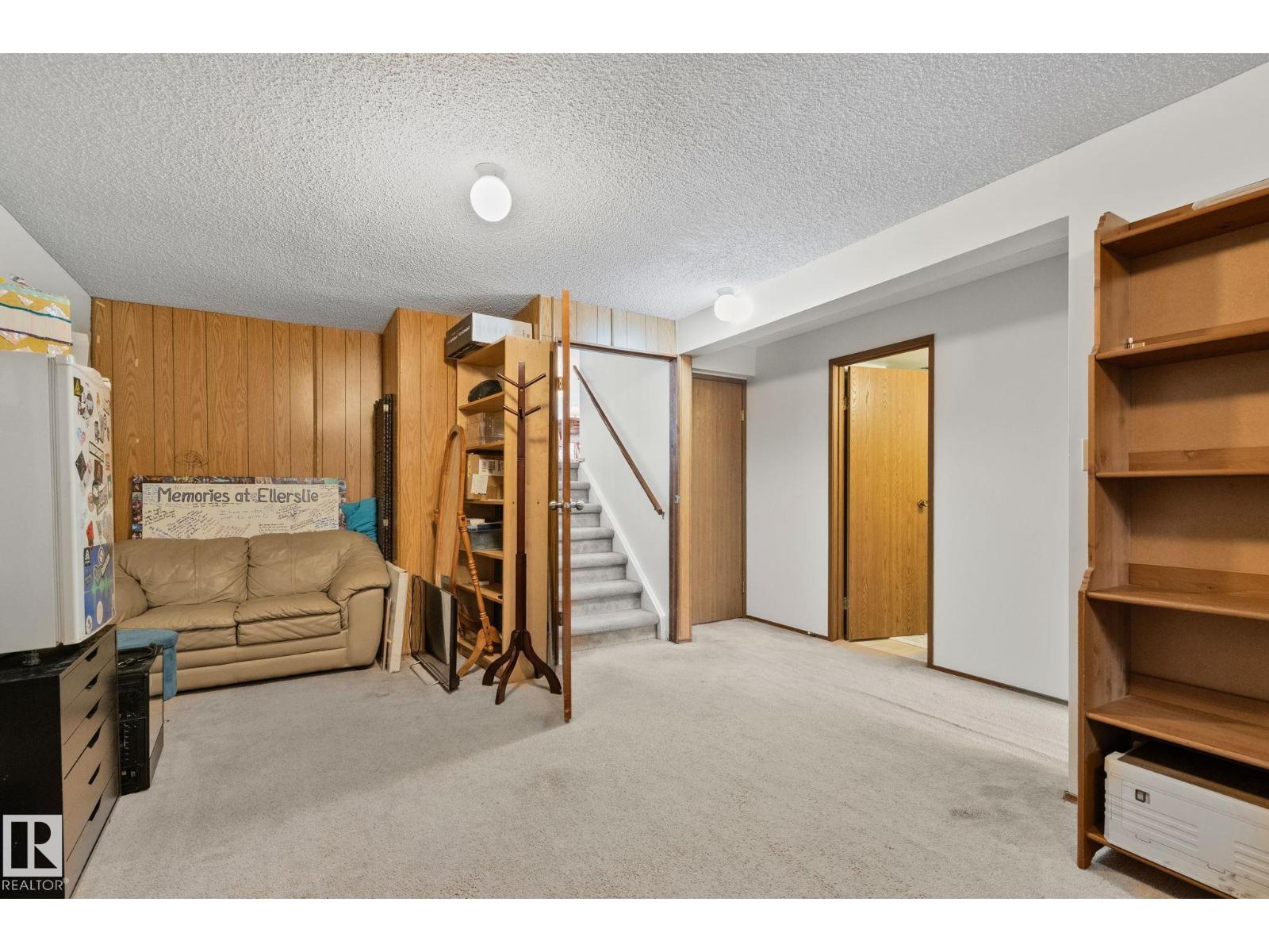 4707 10A AV NW — photo 17