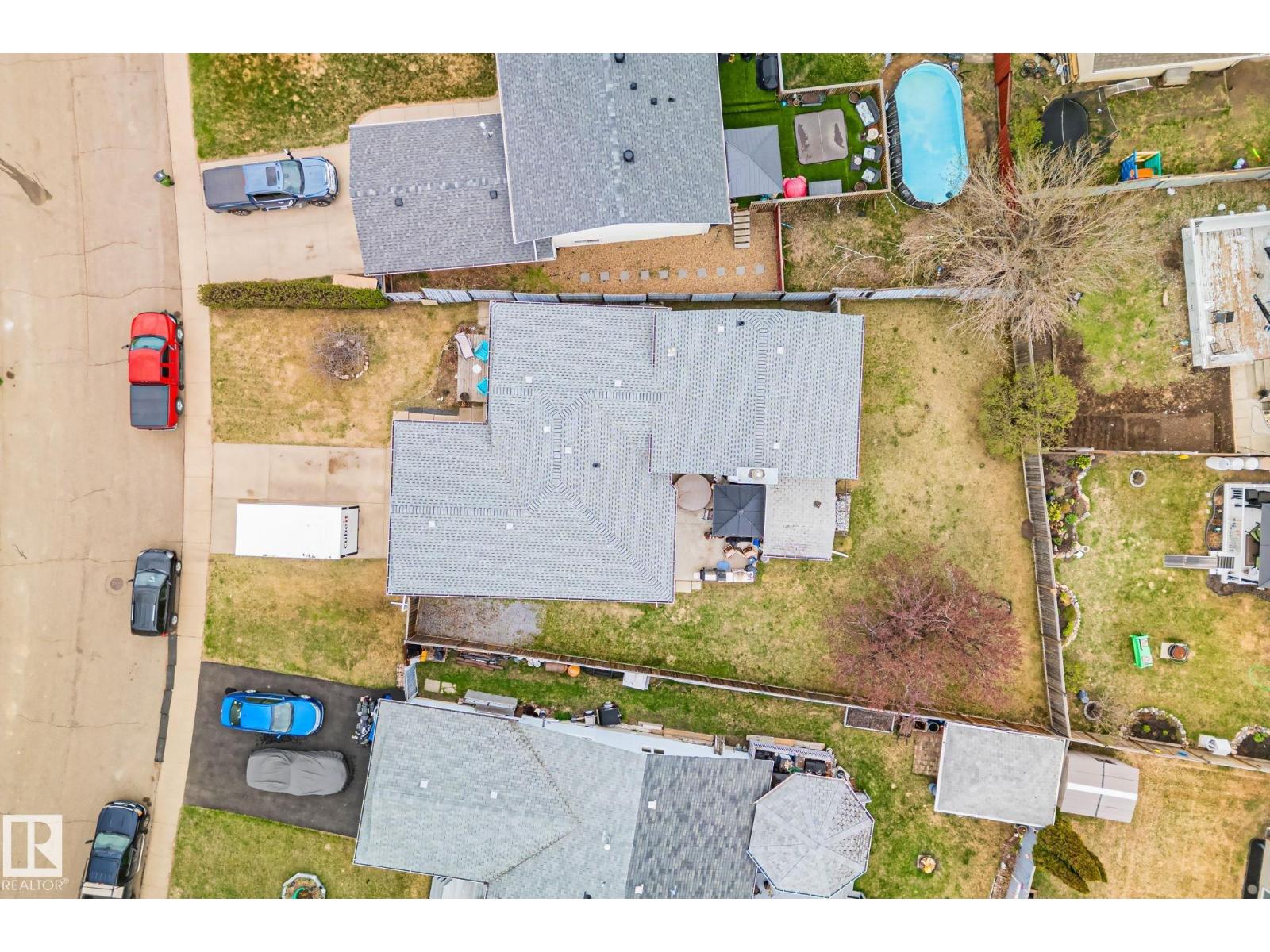 4707 10A AV NW exterior
