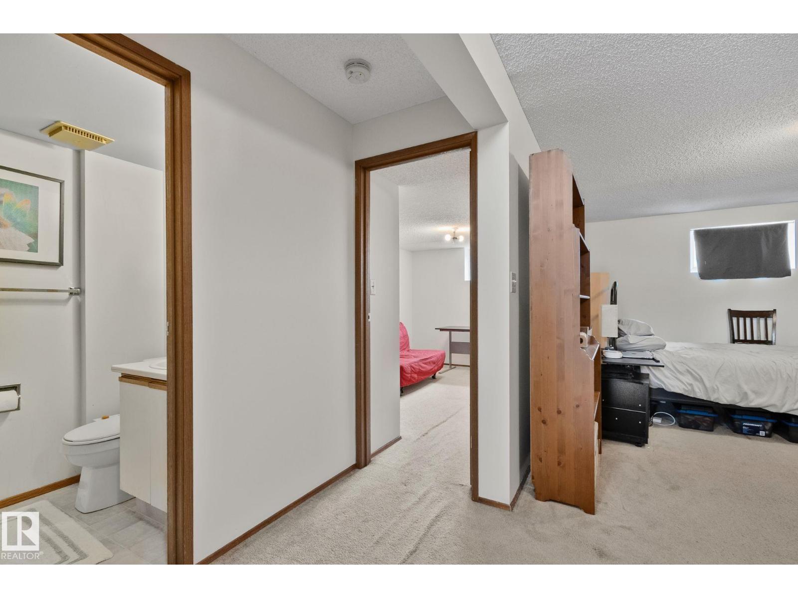 4707 10A AV NW — photo 20