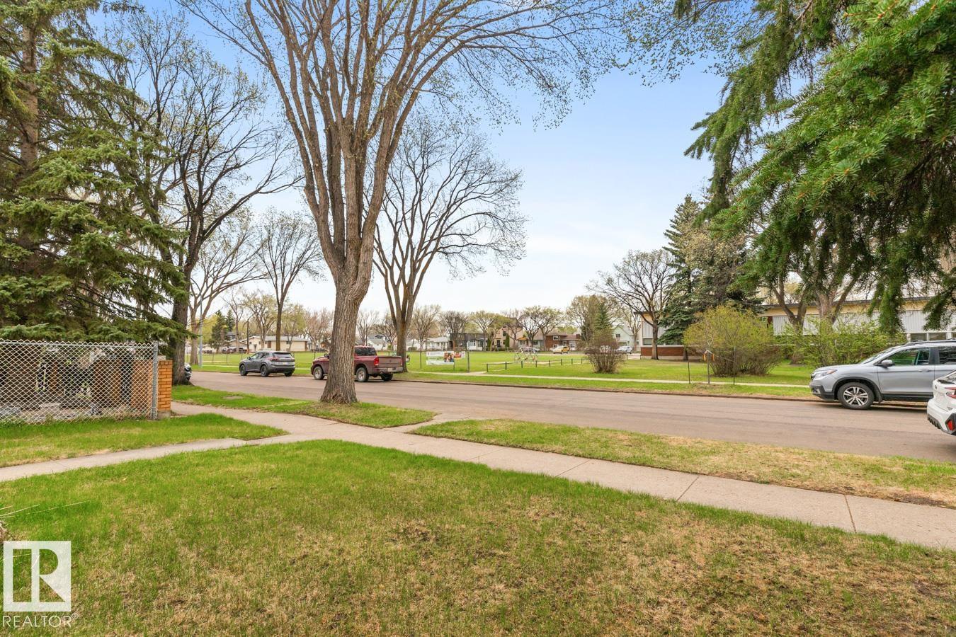 10314 82 ST NW - photo 2