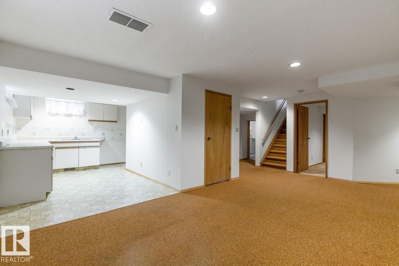 10314 82 ST NW — photo 30