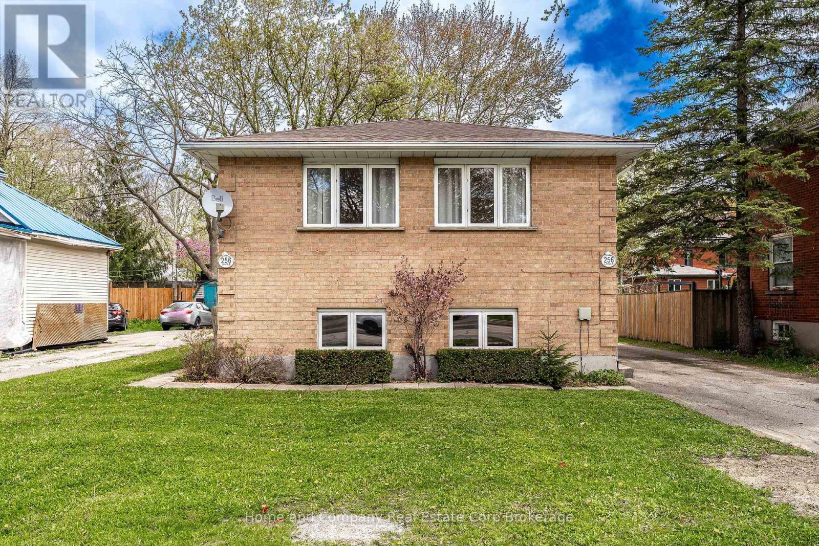256 HURON STREET - 2