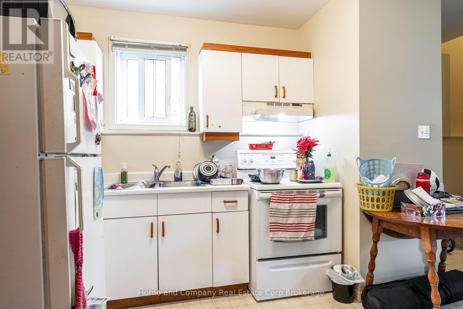 256 HURON STREET - 23