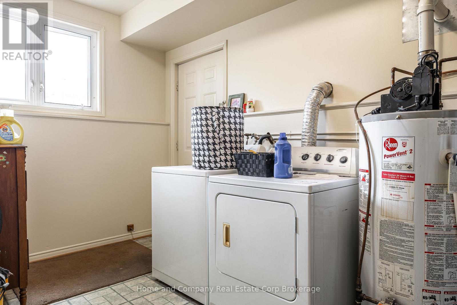 256 HURON STREET - 30