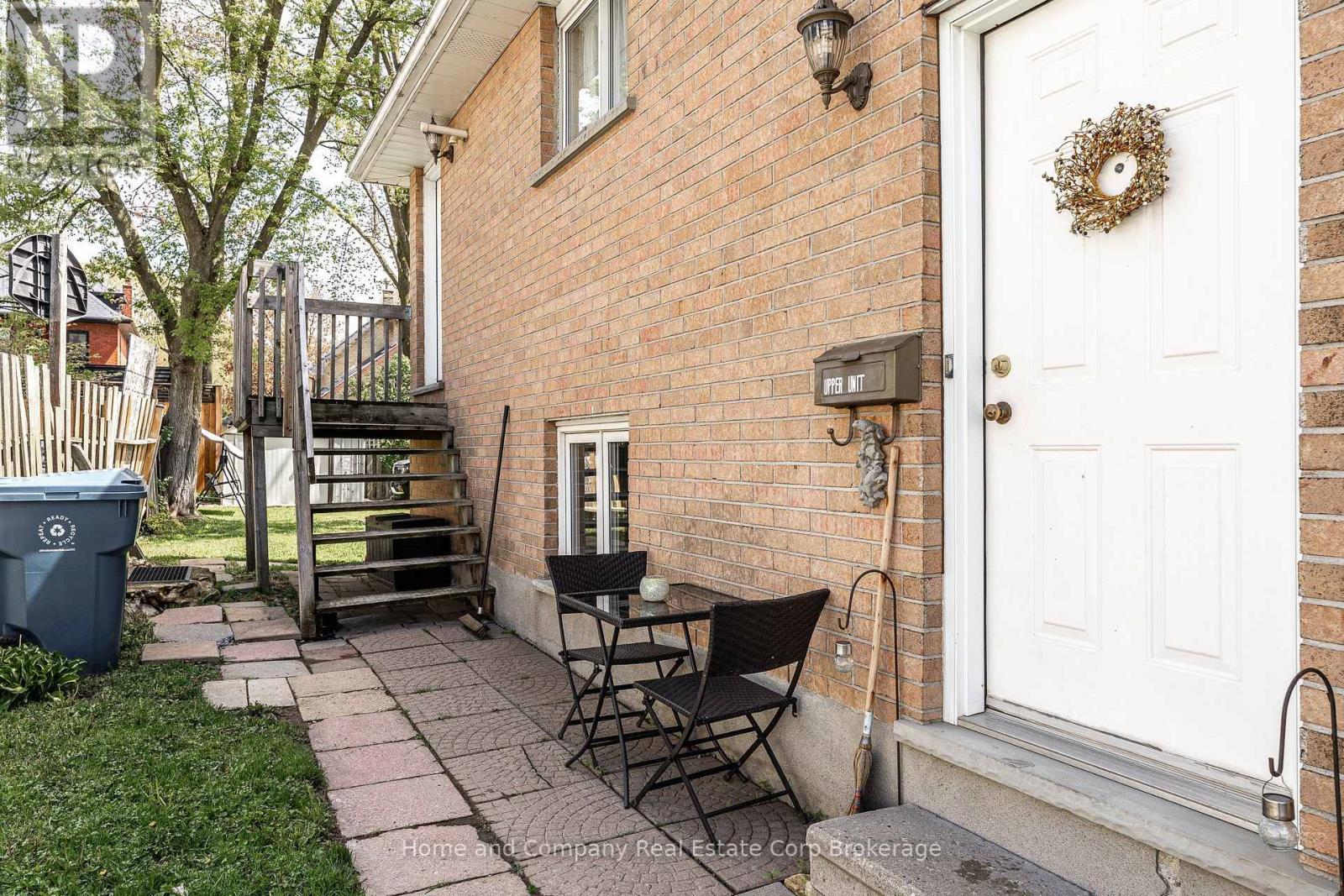 256 HURON STREET - 4