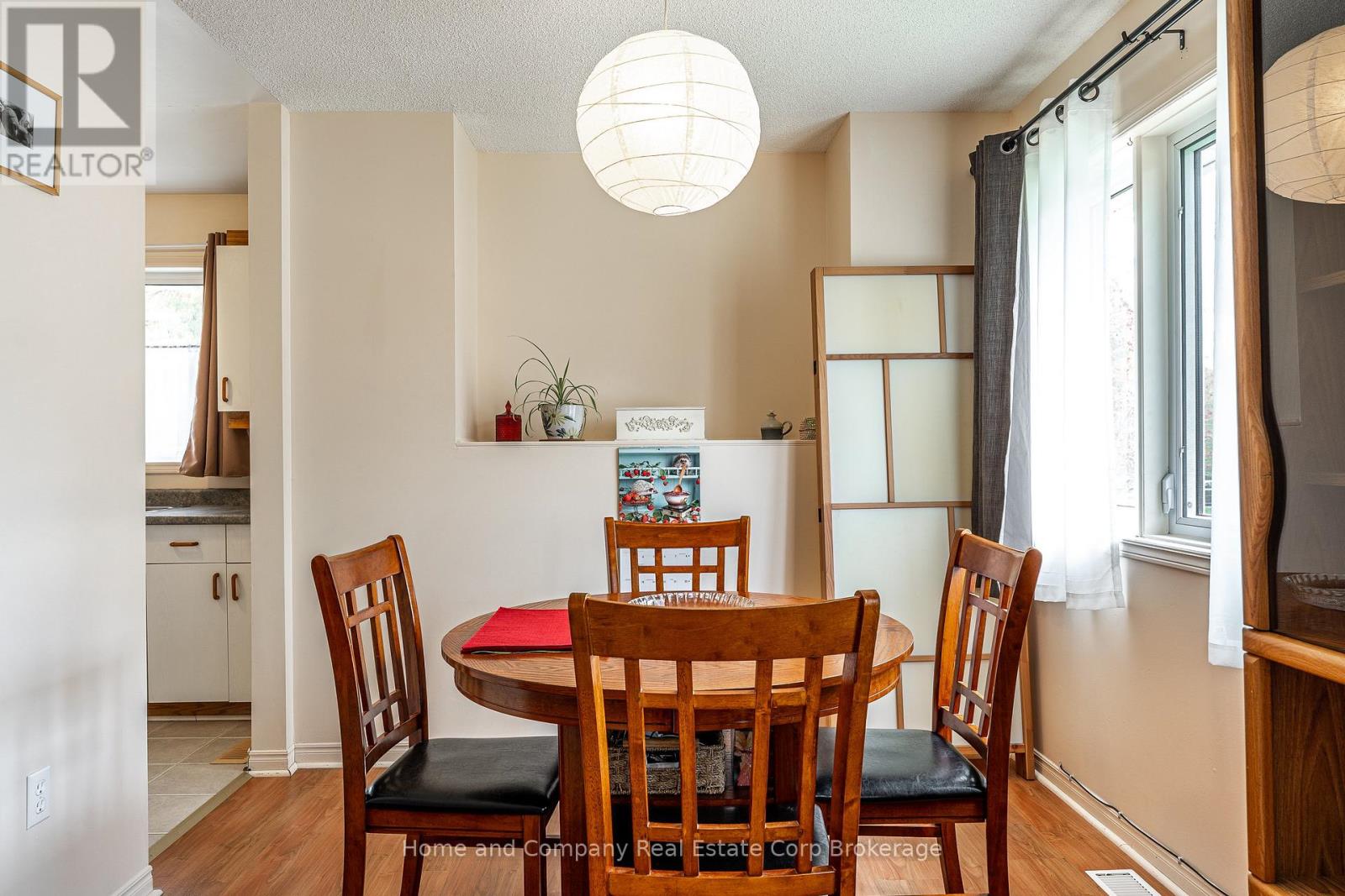 256 HURON STREET - 9
