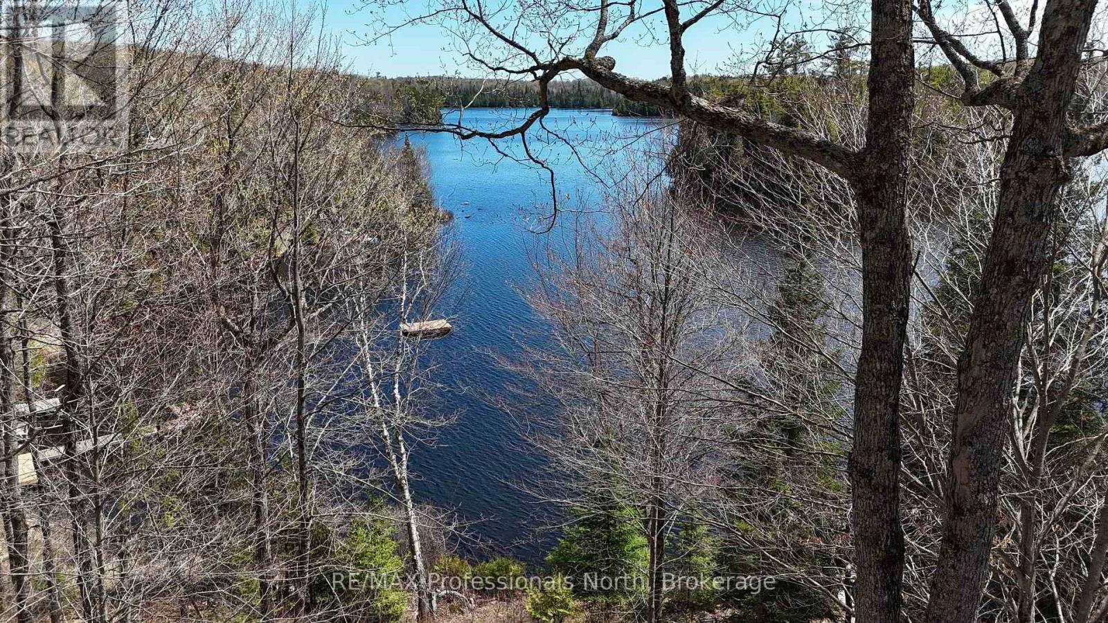 1226 HUBBARD & MONTGOMERY LANE - 12