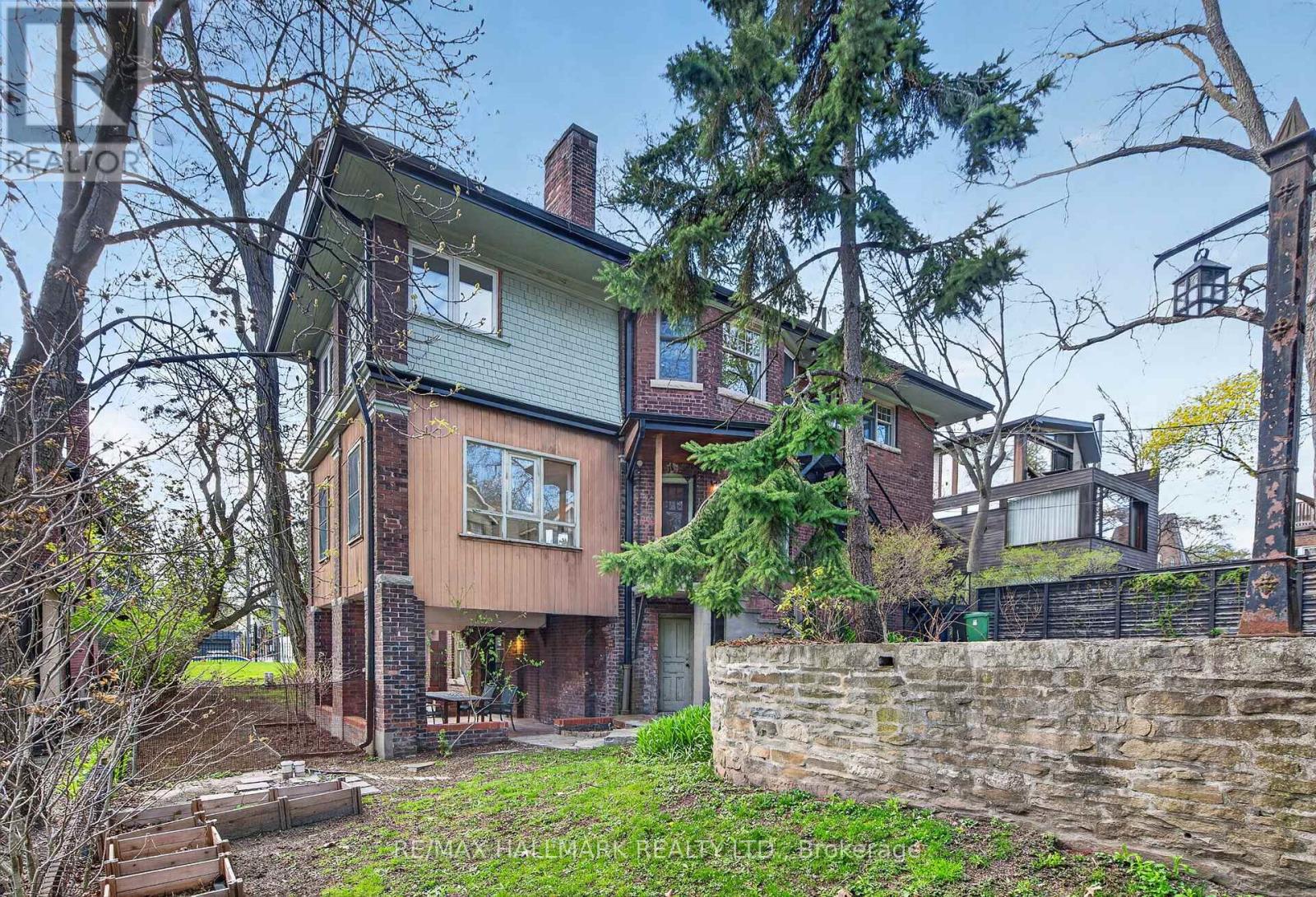 51 INDIAN GROVE - 24