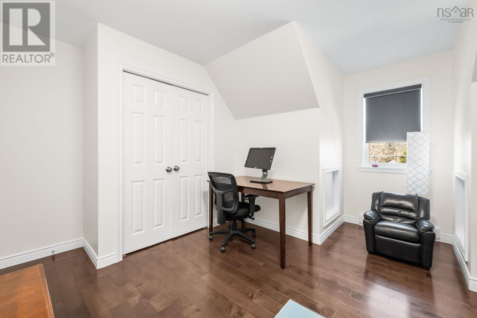 120 Sherwood Street - 32