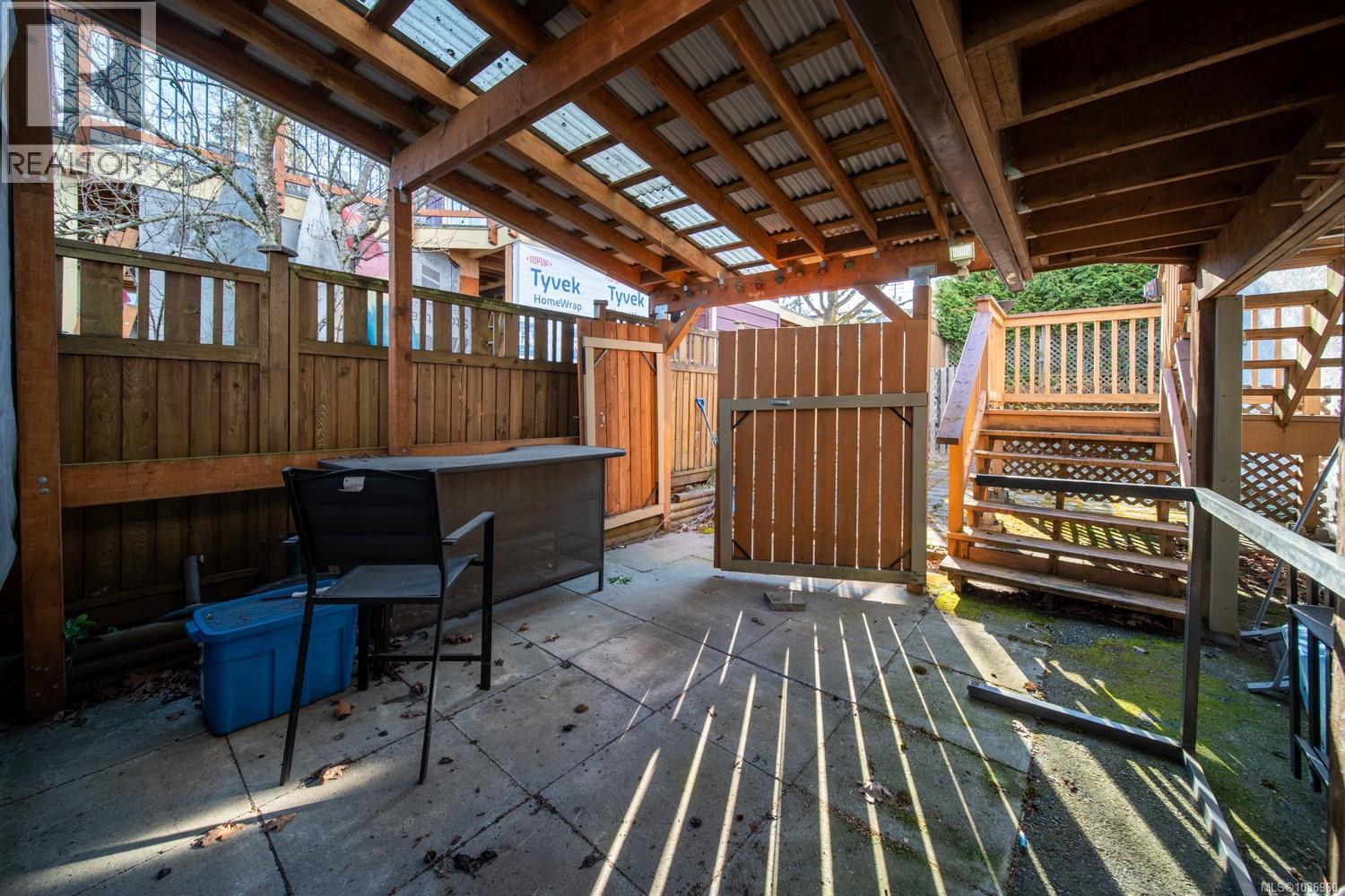 565 Nova St - 16