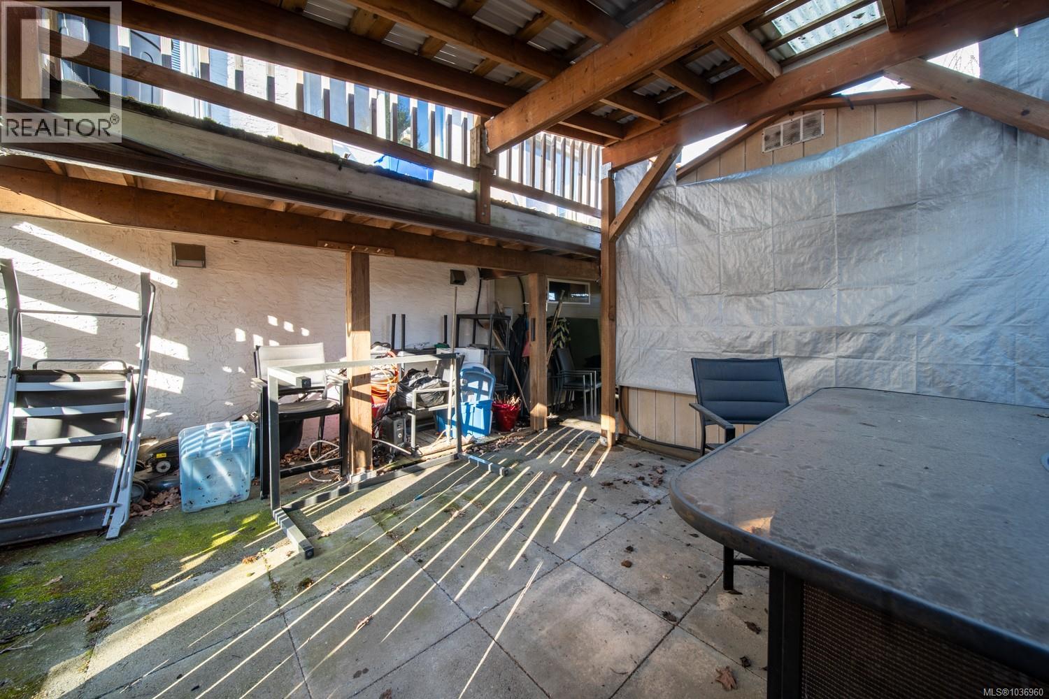 565 Nova St - 17