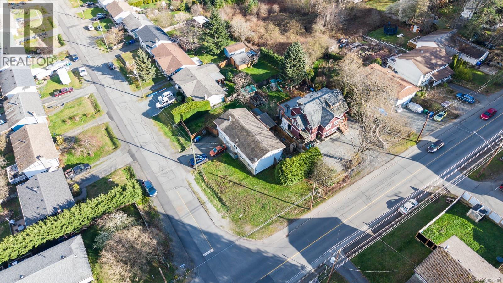 565 Nova St - 33
