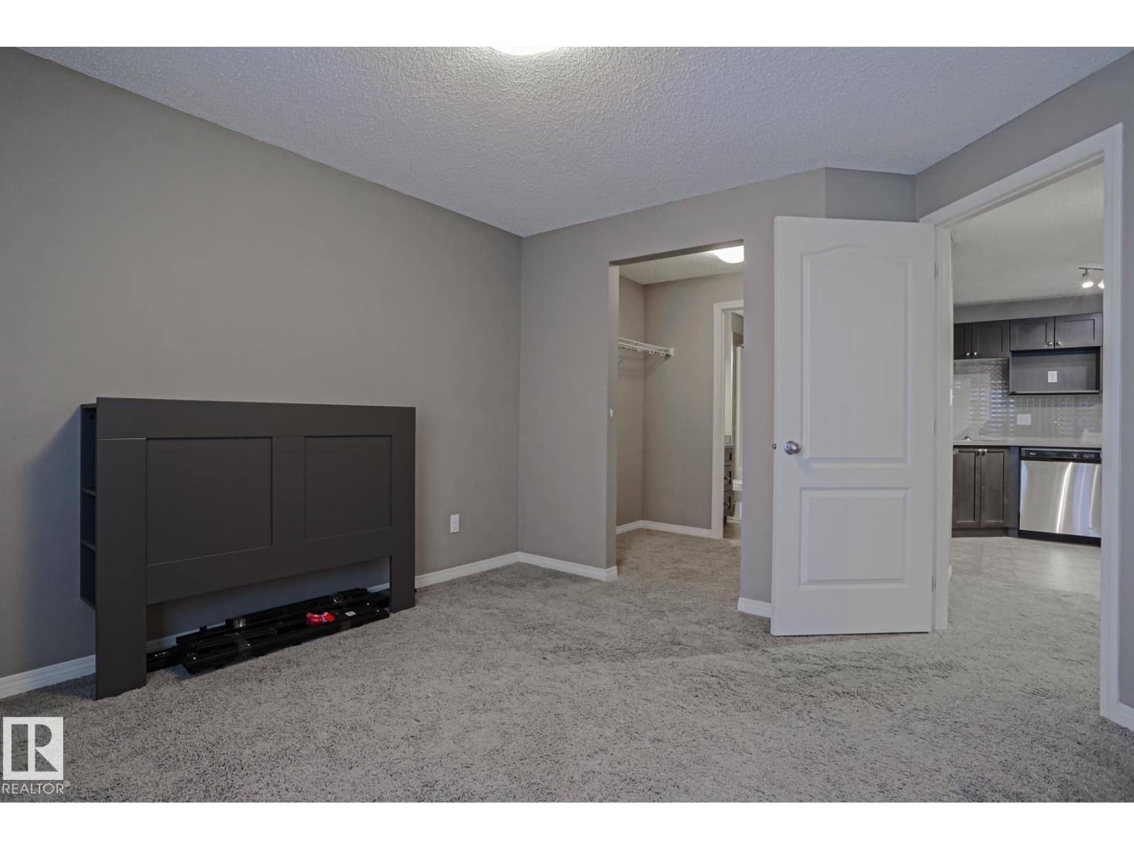#201 1520 HAMMOND GATE GA NW, Edmonton