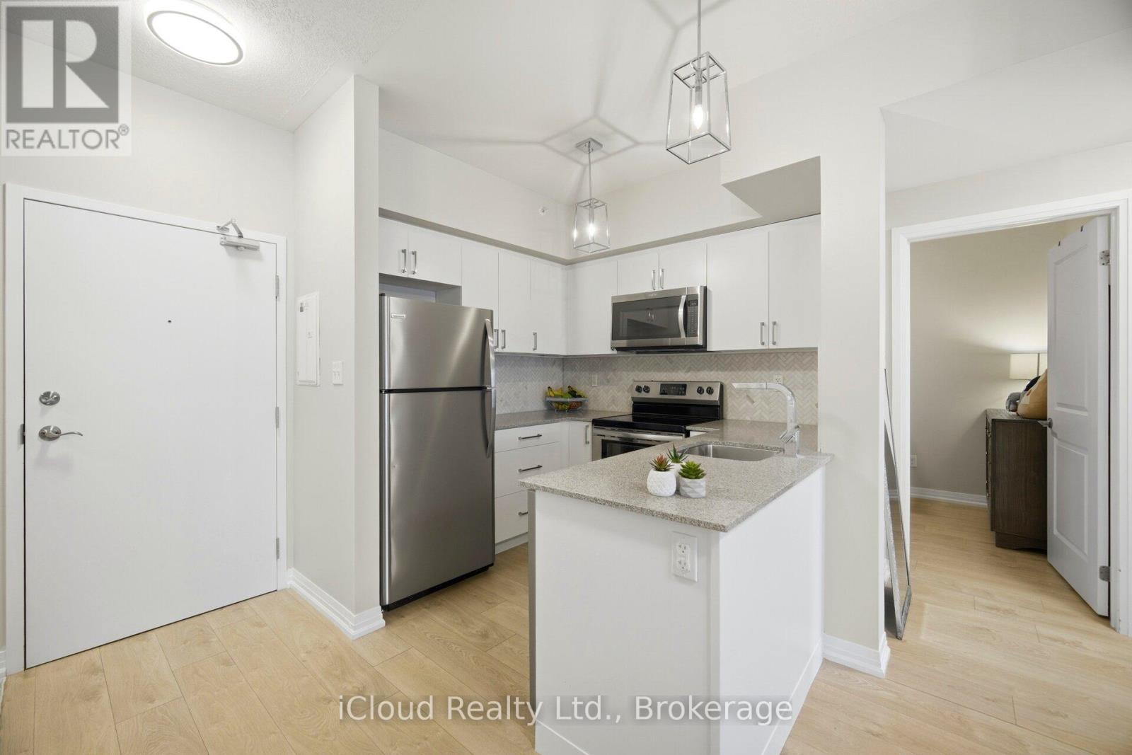 #208 295 CUNDLES ROAD E - 13