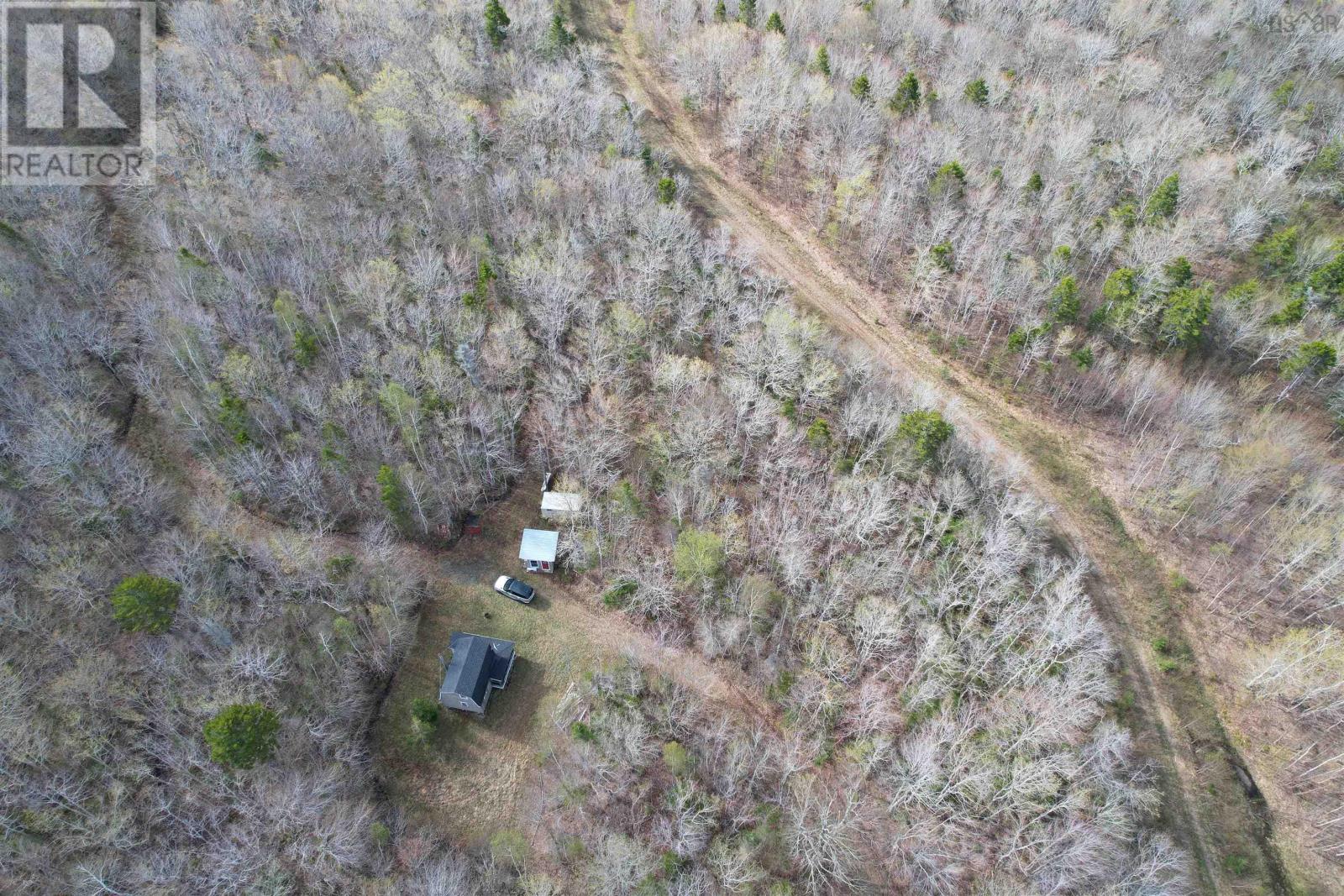 Property 7 of 17 of Shore Road W