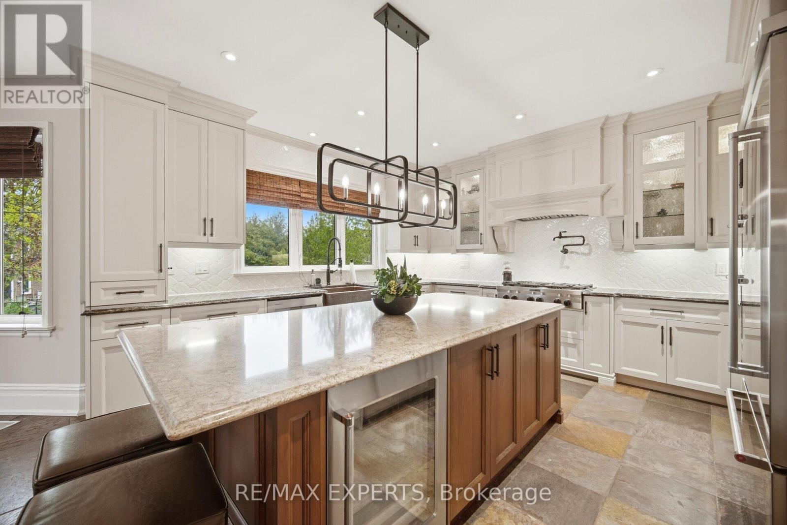 904 DAMASCUS COURT - 10