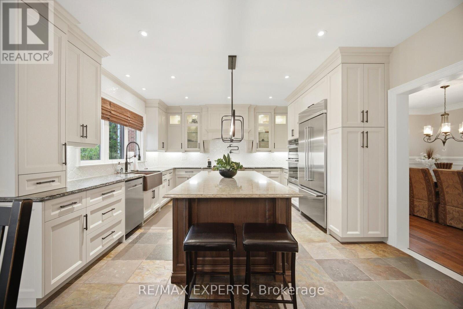 904 DAMASCUS COURT - 11