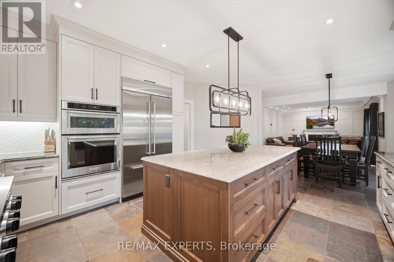 904 DAMASCUS COURT - 13