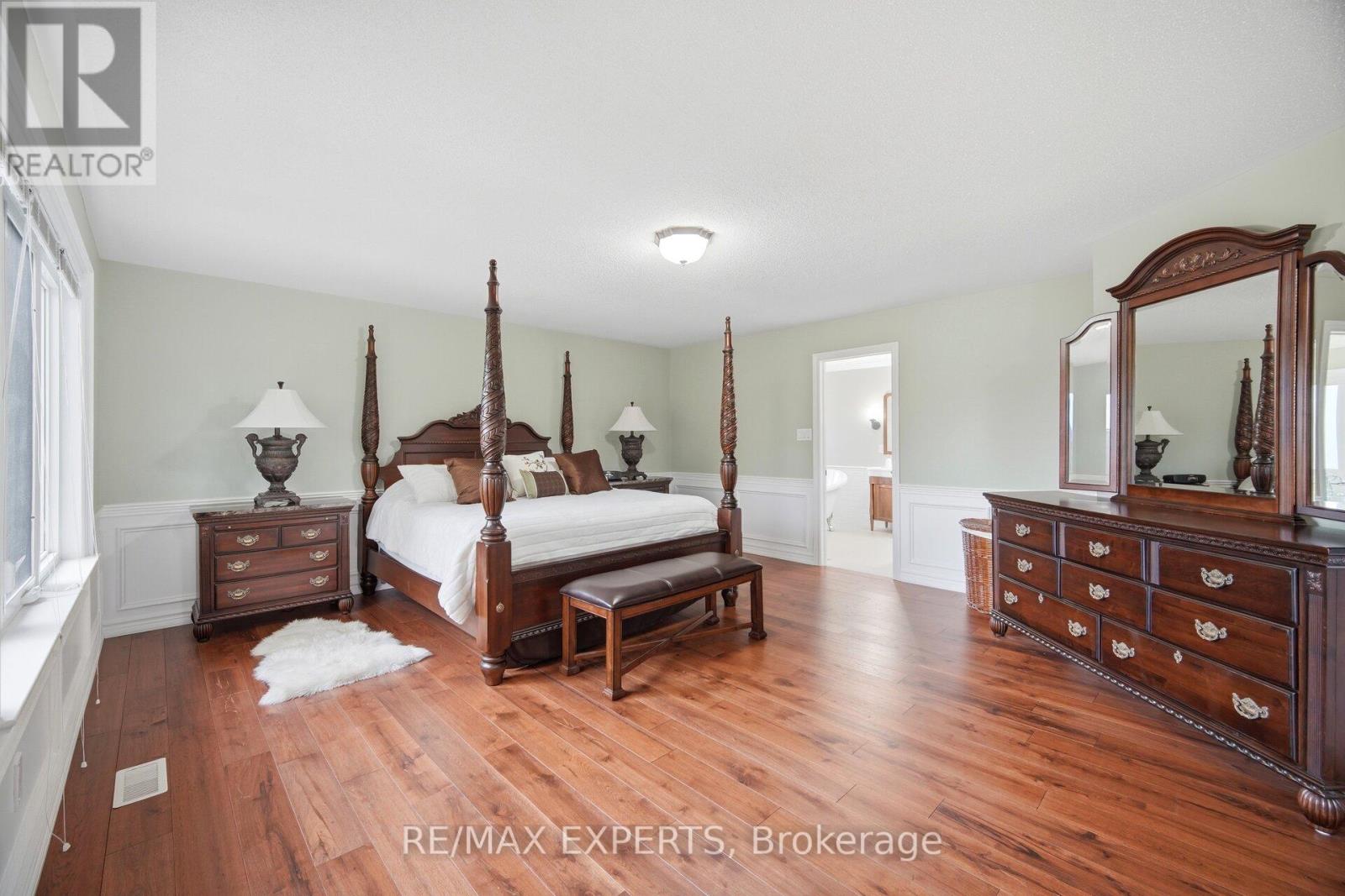 904 DAMASCUS COURT - 21