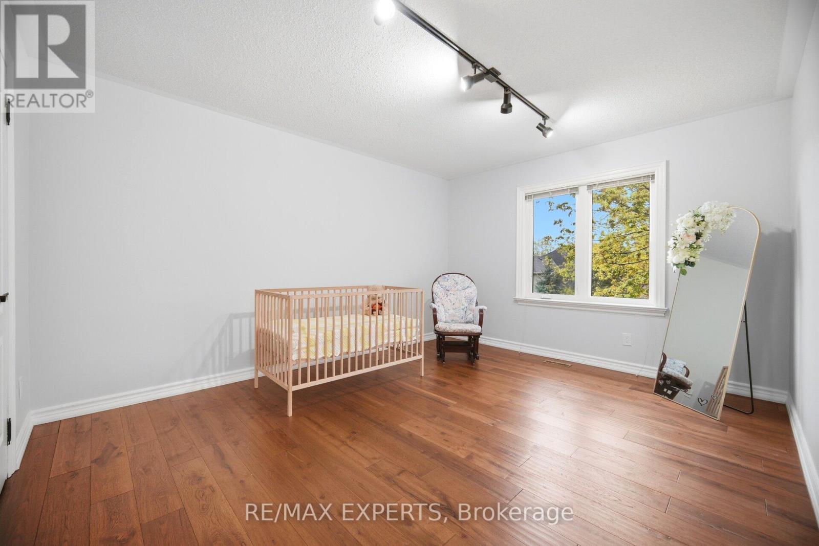 904 DAMASCUS COURT - 29