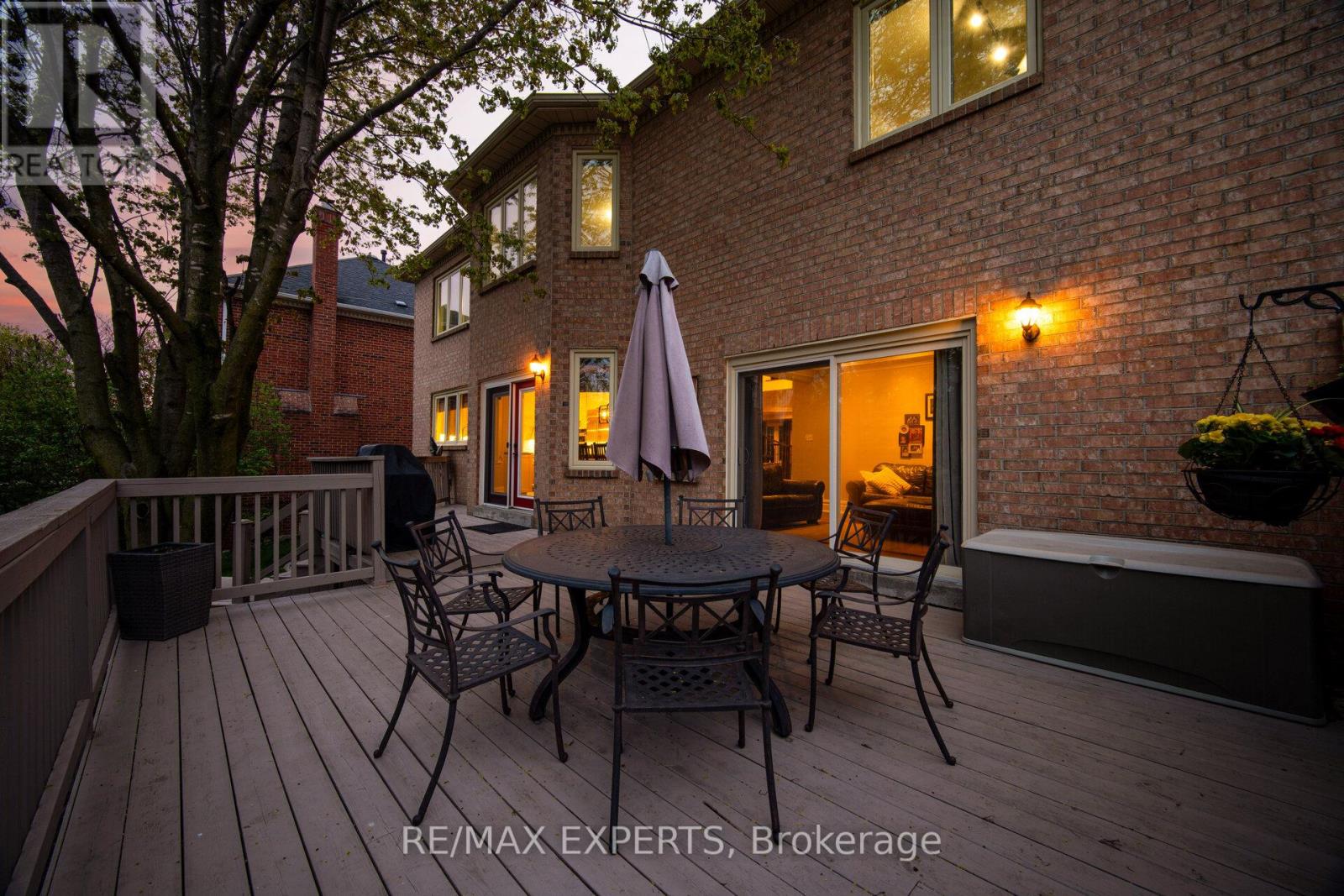 904 DAMASCUS COURT - 40
