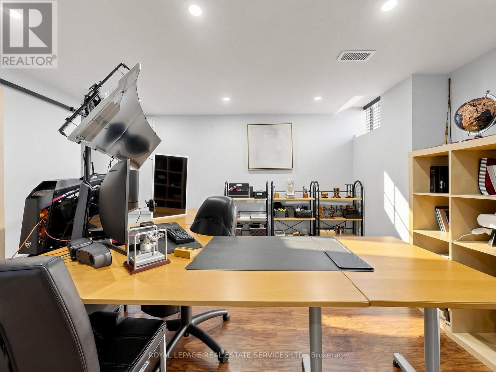 1158 ATKINS DRIVE - 44