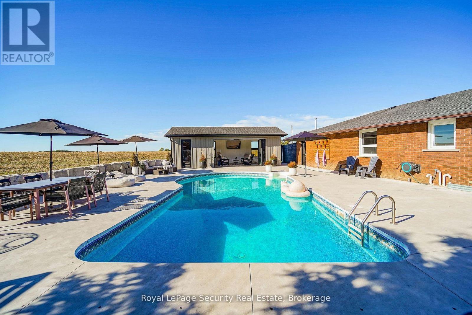 2564 15TH SIDE ROAD - 12