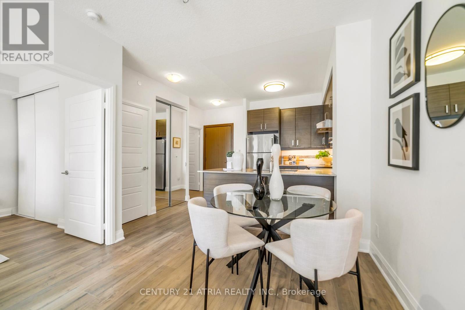 ##307 8228 BIRCHMOUNT ROAD - 26