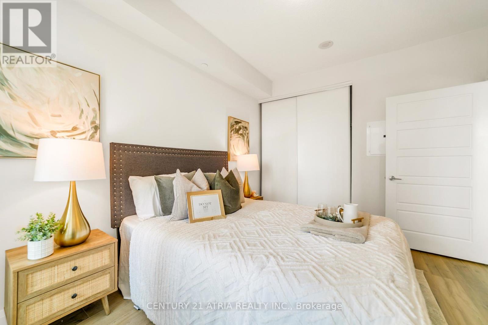 ##307 8228 BIRCHMOUNT ROAD - 31
