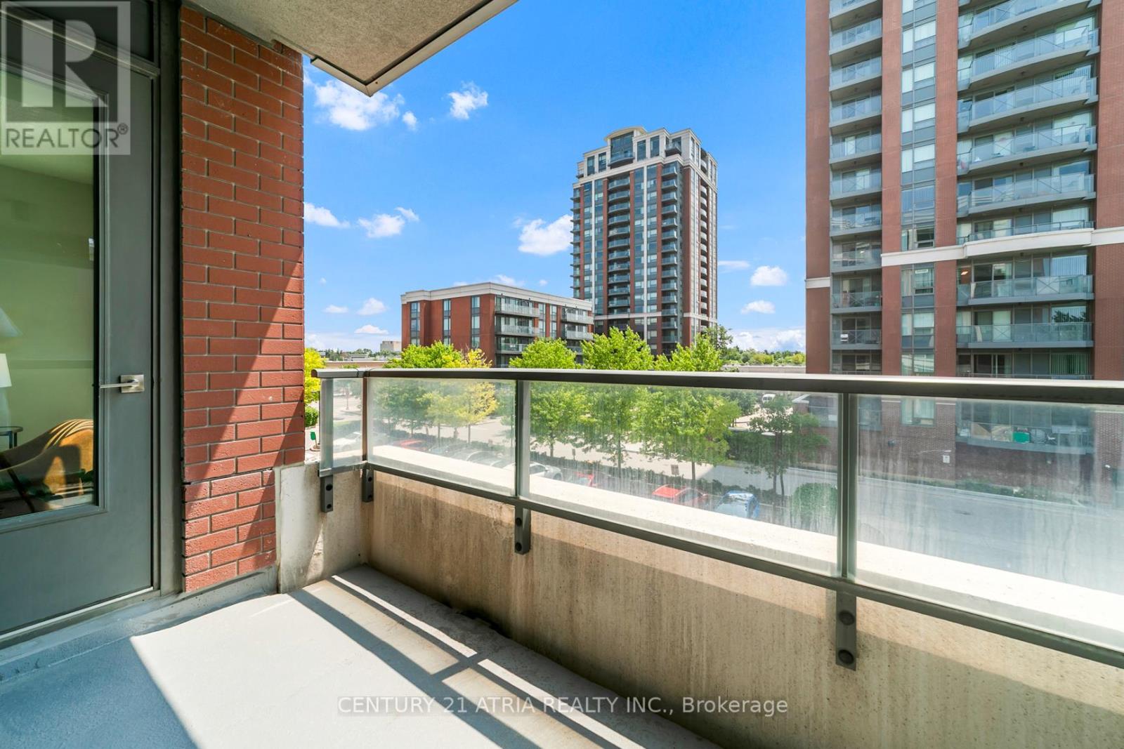 ##307 8228 BIRCHMOUNT ROAD - 33