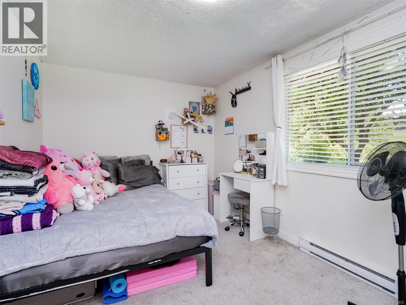 948 Latoria Rd, Langford