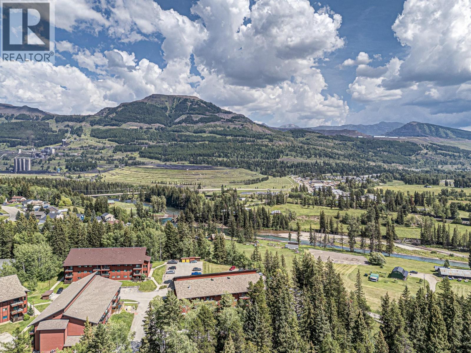 1286 Ponderosa Drive Unit# 403, Sparwood