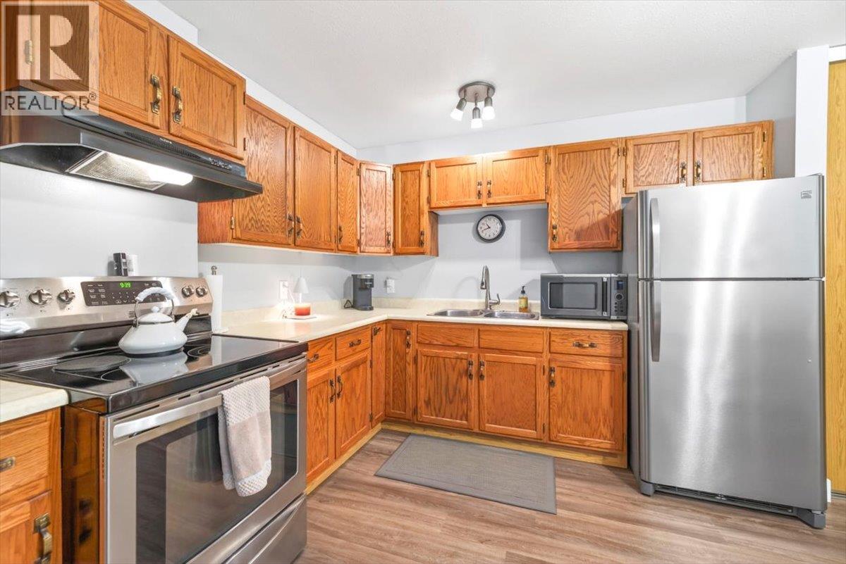 1286 Ponderosa Drive Unit# 403, Sparwood