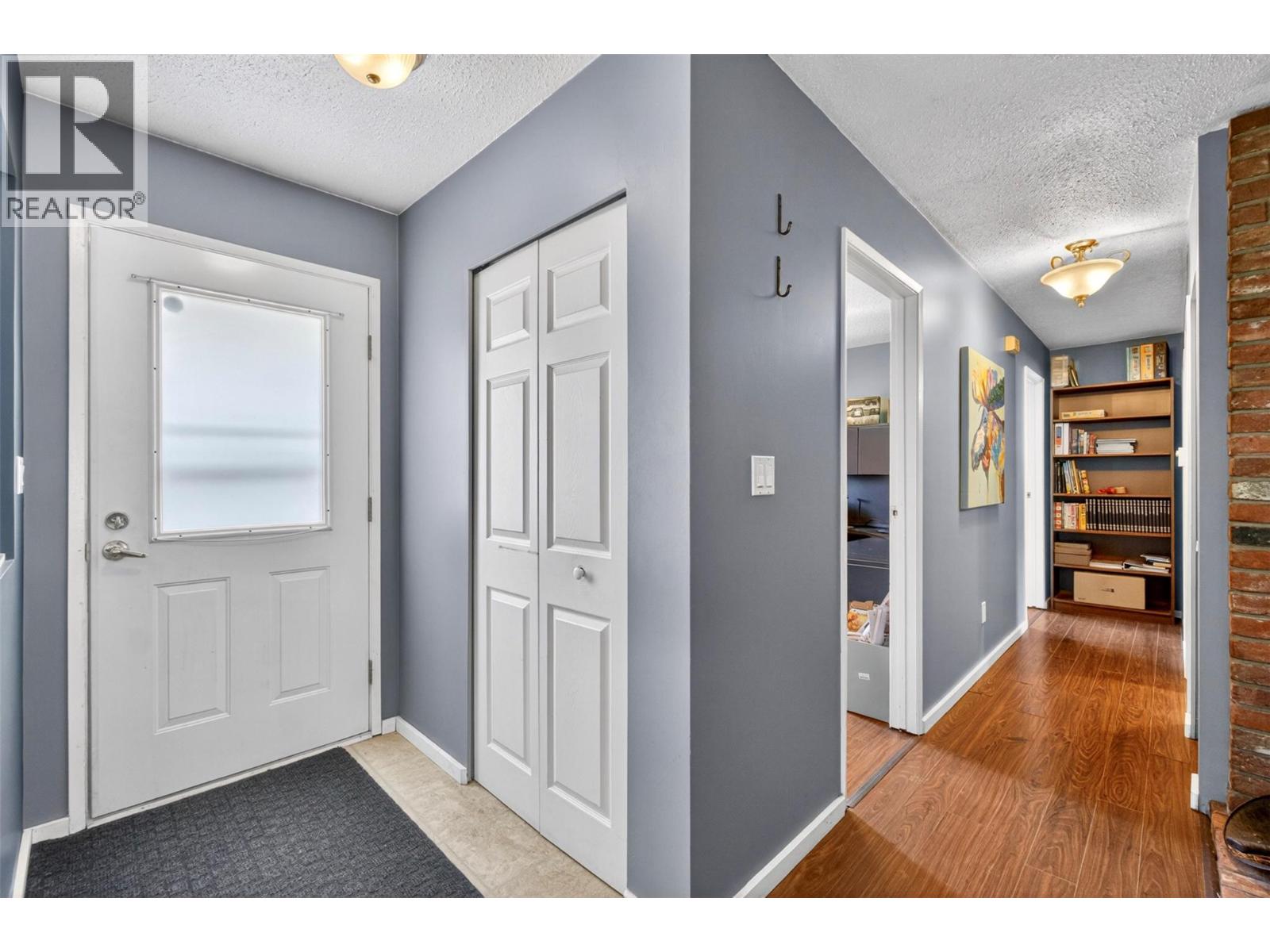 409 Oak Avenue - 11