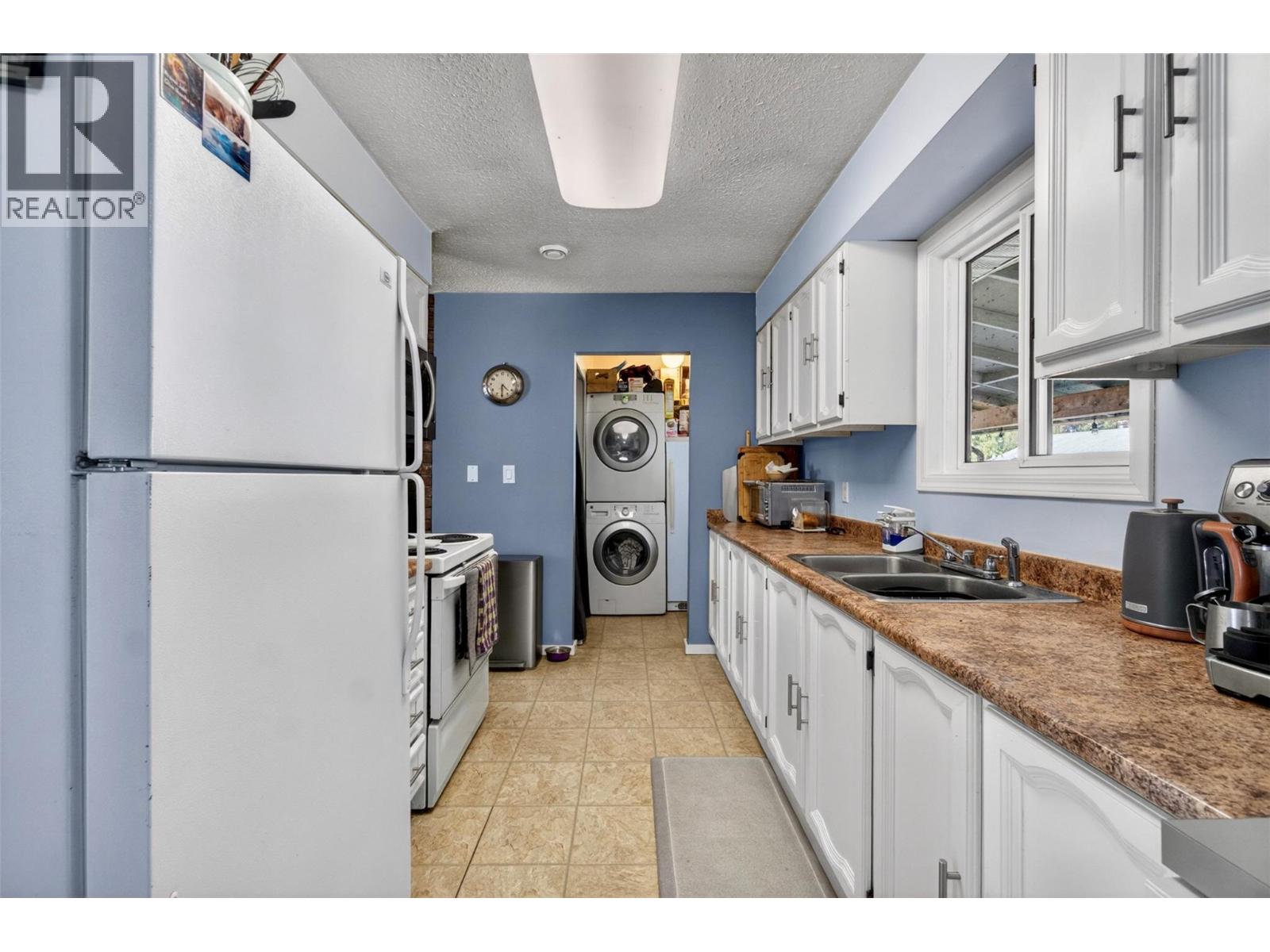 409 Oak Avenue - 19