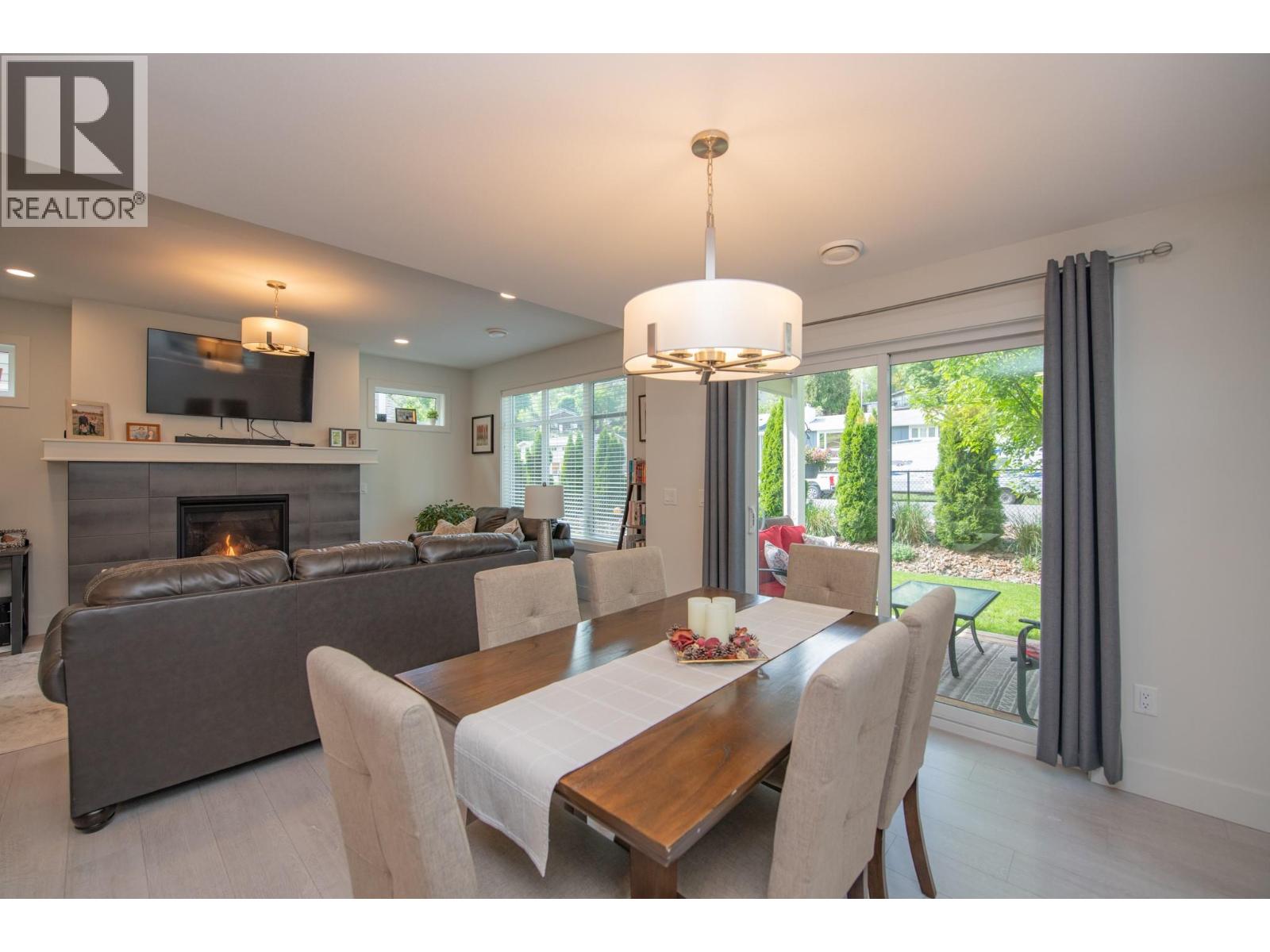 #27 6635 Tronson Road - 14