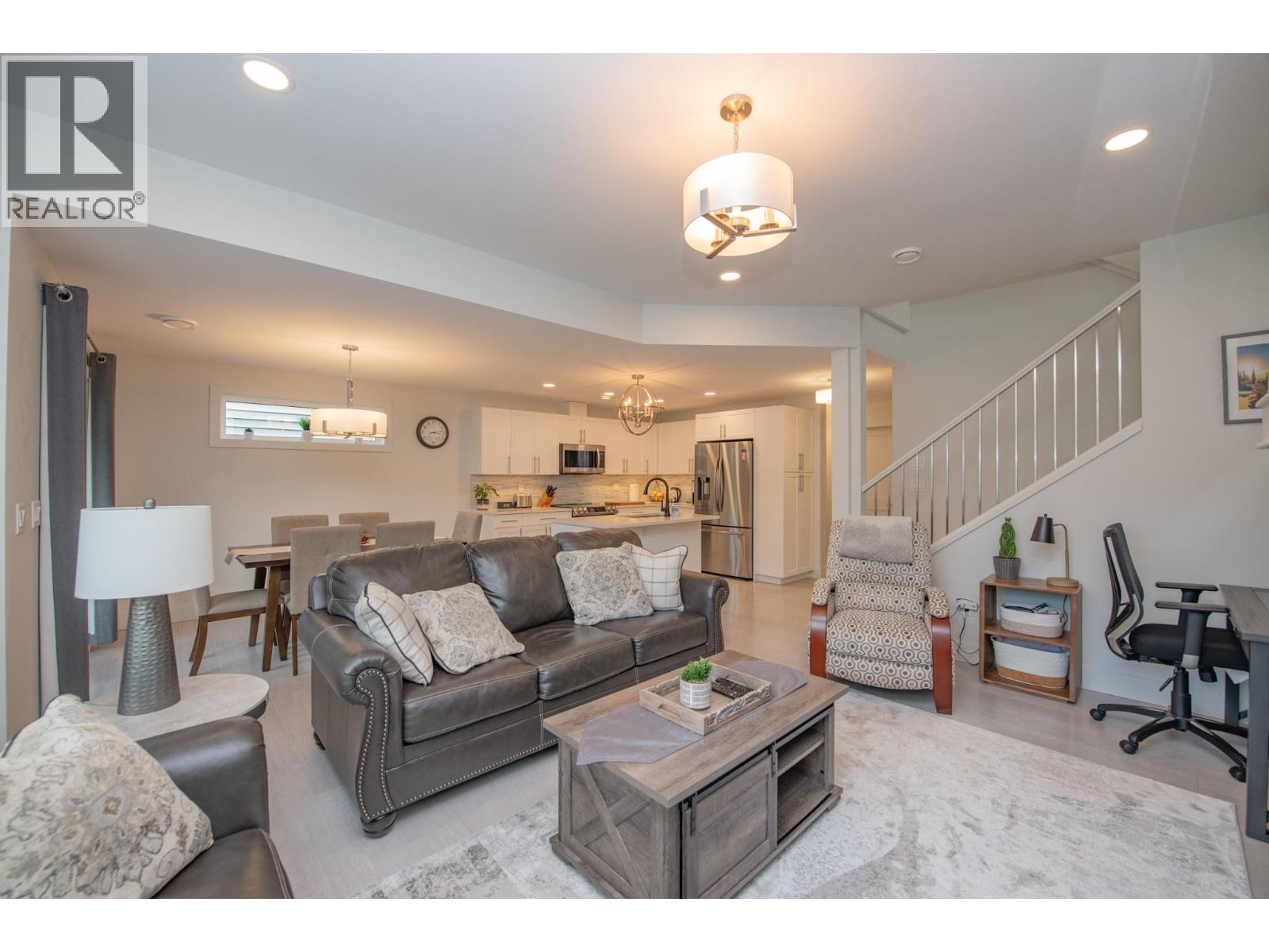 #27 6635 Tronson Road - 18