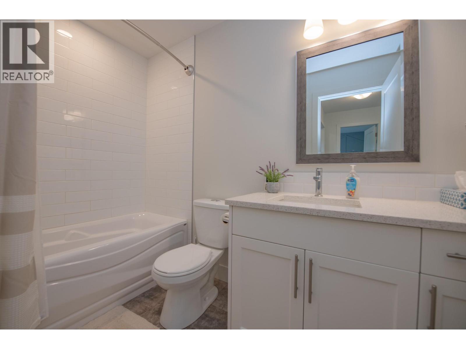 6635 Tronson Road Unit# 27, Vernon