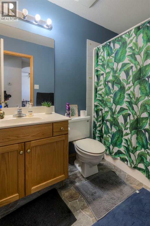 287 peigan Court W — photo 15