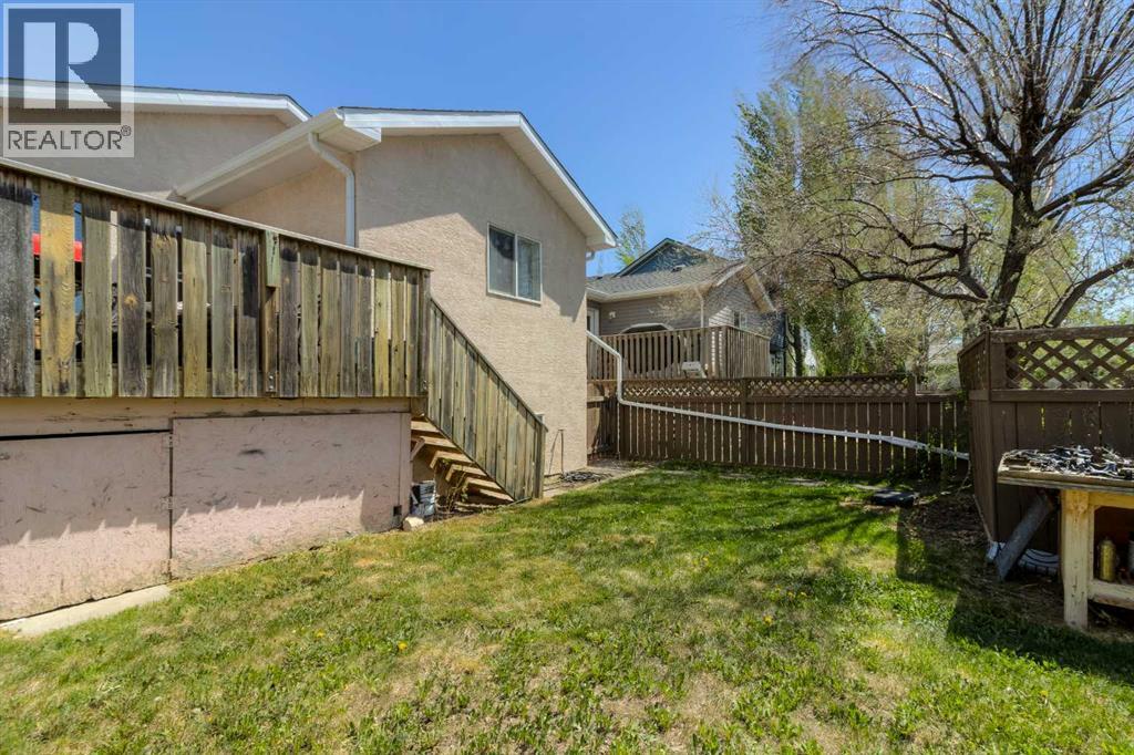 287 peigan Court W — photo 25