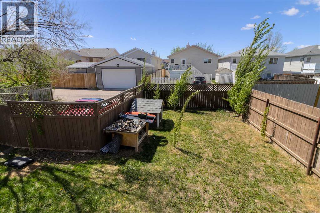 287 peigan Court W — photo 26