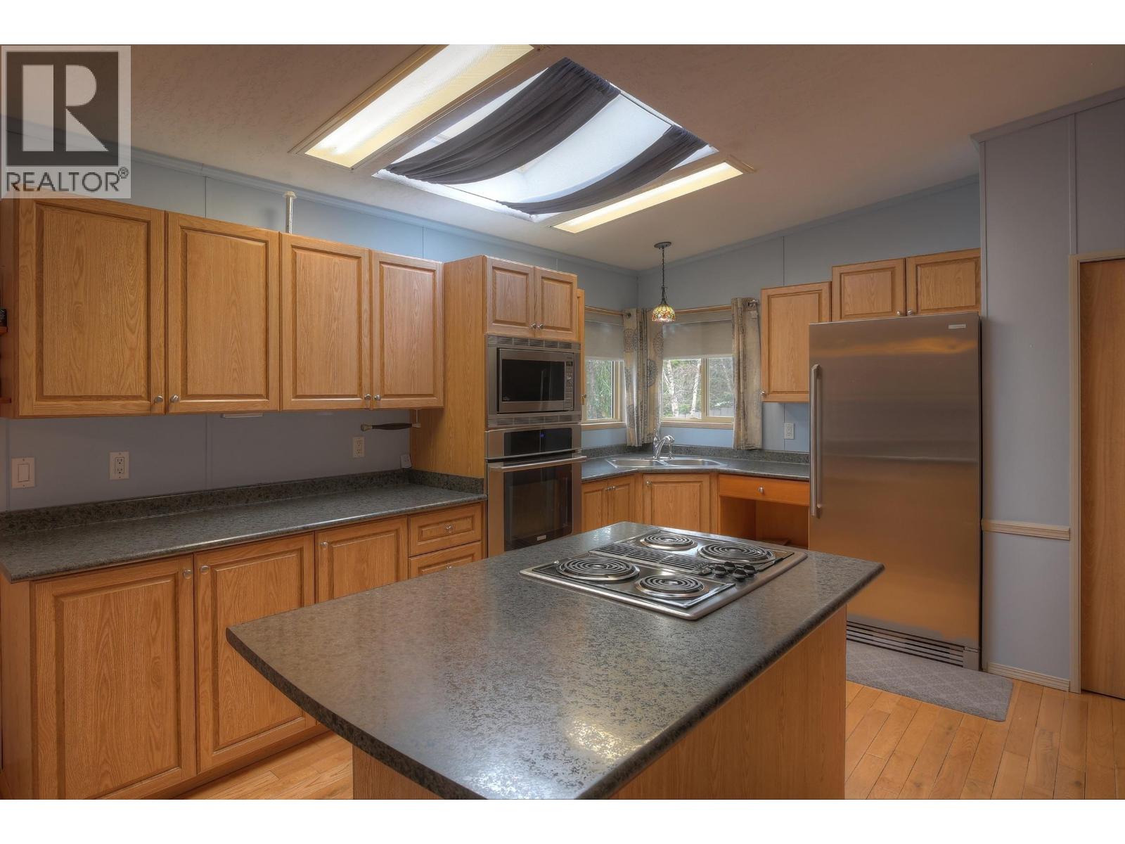 2391 STARLIKE LAKE ROAD - 12