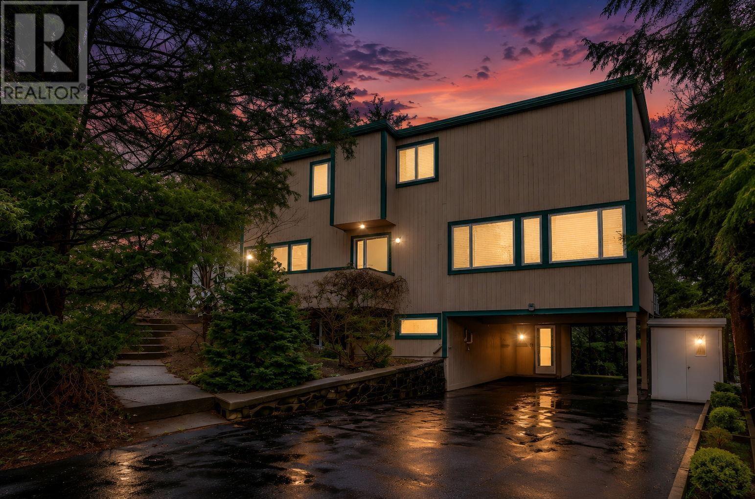 Property 38 of 51 of 69 Bayview Road