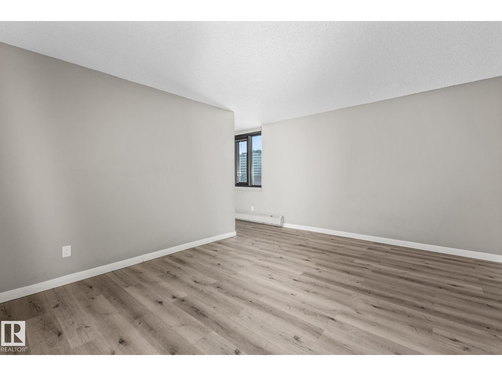 #502 10125 109 ST NW - 14