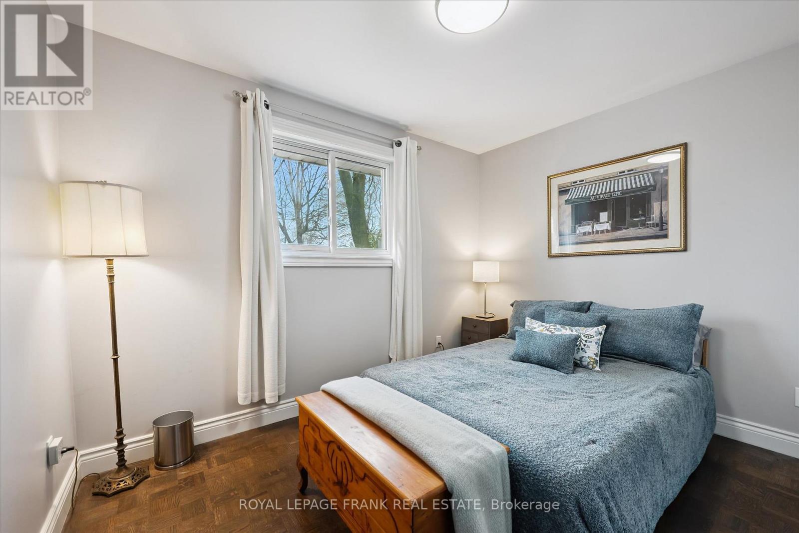 11 ARGYLE DRIVE - 19