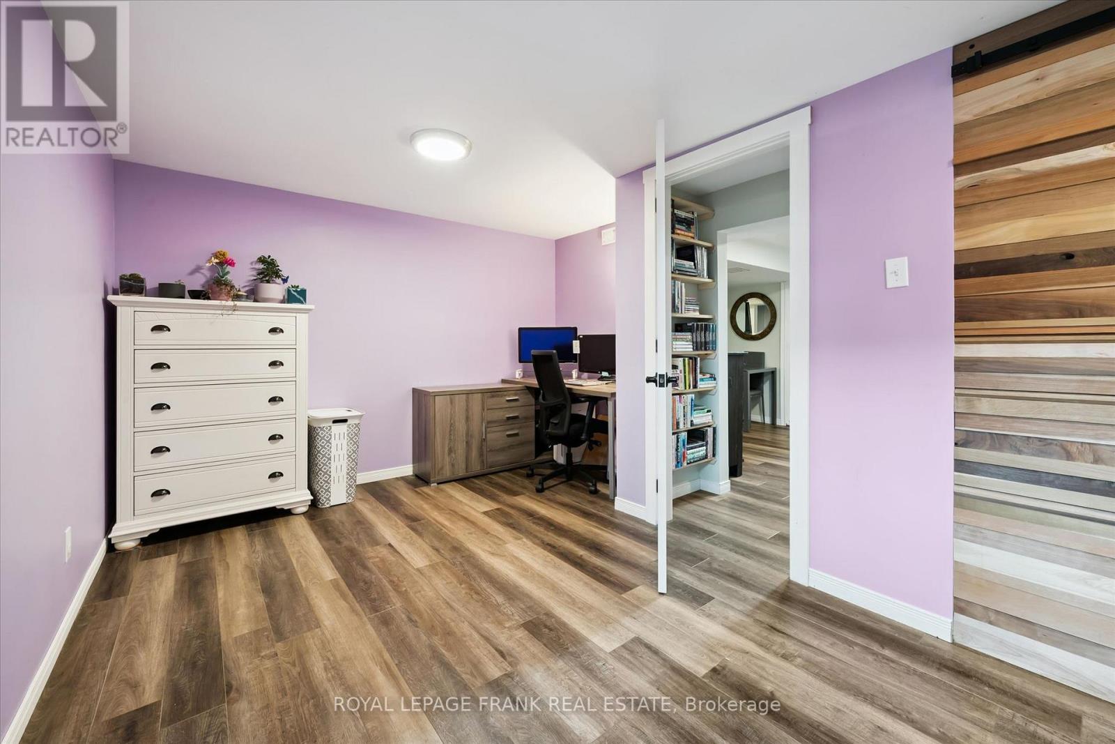 11 ARGYLE DRIVE - 29