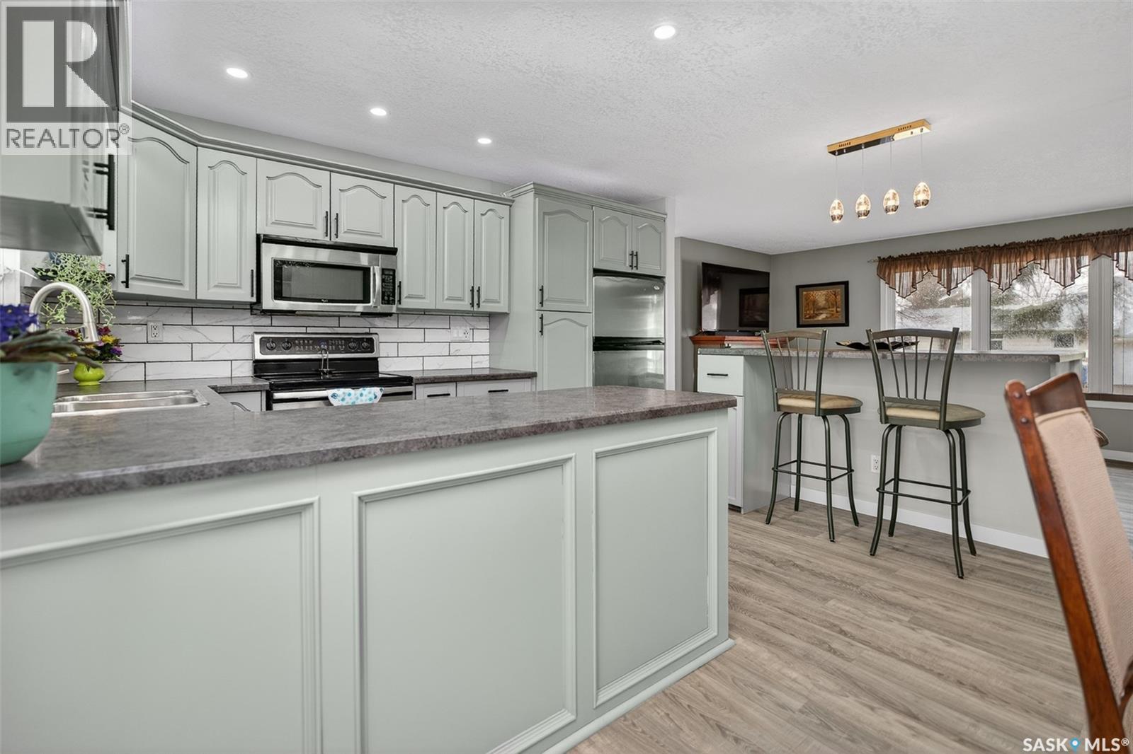 1227 Pascoe DRIVE E - 21