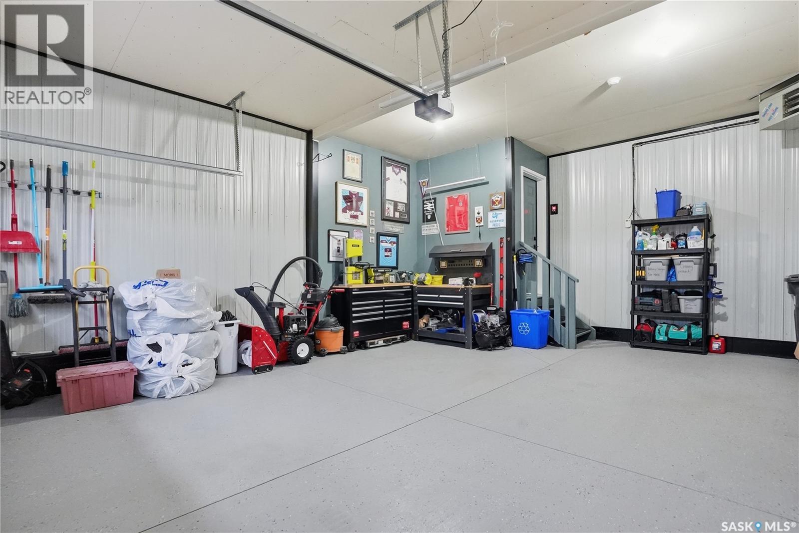 175 McArthur LANE - 51